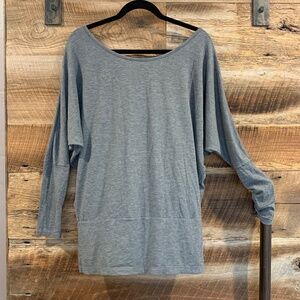 EUC & RARE!- Lucy - Yoga Girl Long Sleeve Top - Grey - M
